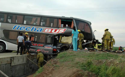 Dos muertos y tres heridos en violento choque en ruta Nº 123 ...